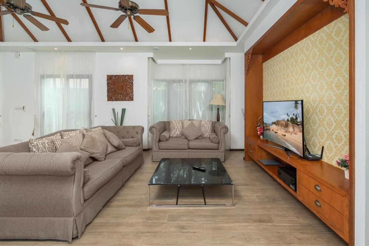 Villa Bond| 3 Bedrooms | Private Pool | 3 Min To Naiharn Beach Rawai Extérieur photo